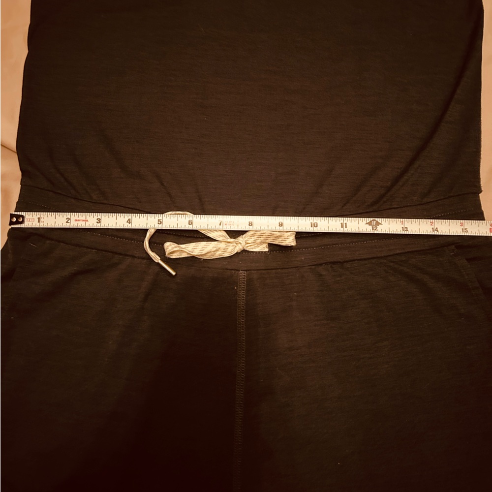 Vuori Lux Jumpsuit Size Small - Picture 8 of 15